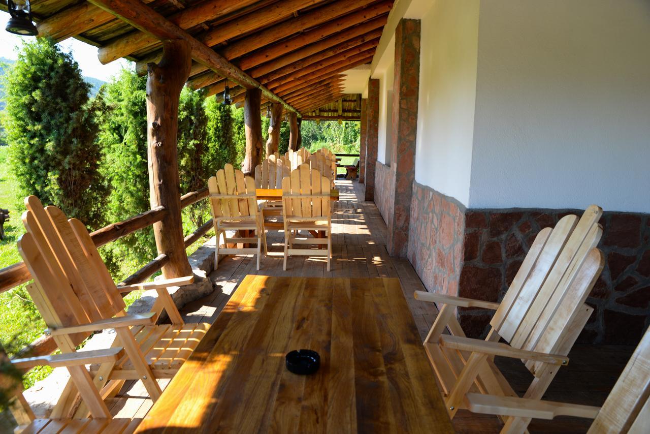 Motel Nacionalni Restoran Ognjiste Koruge Bagian luar foto
